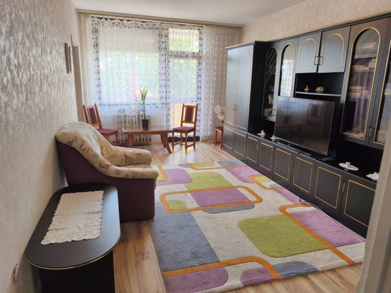 MAKÓ, SZÉCHENYI TÉR TÉGLALAKÁS - 64 m2 - Tégla lakás